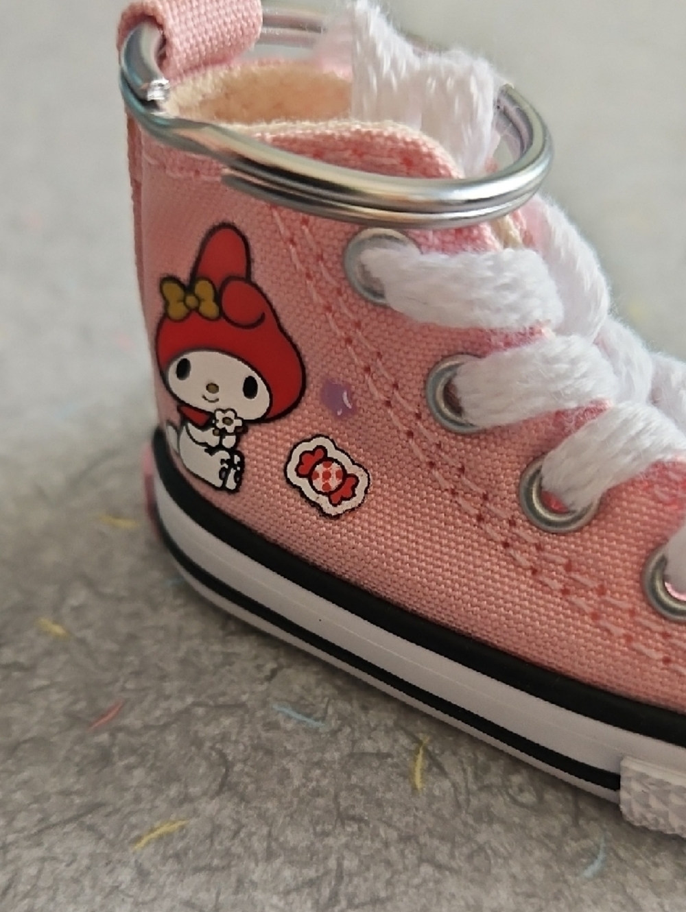 Converse My Melody Keyring - Picture 12 of 13